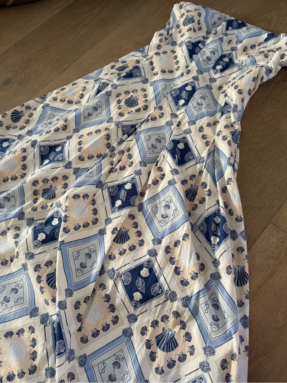7 For All Mankind Strapless Blue & Cream Printed Maxi Dress - Picture 4 of 10